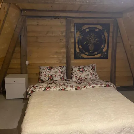 Kafe Pojana * Tropoje